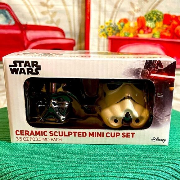 Disney Star Wars sculpted mini cups set of 2 NWT - Picture 1 of 10